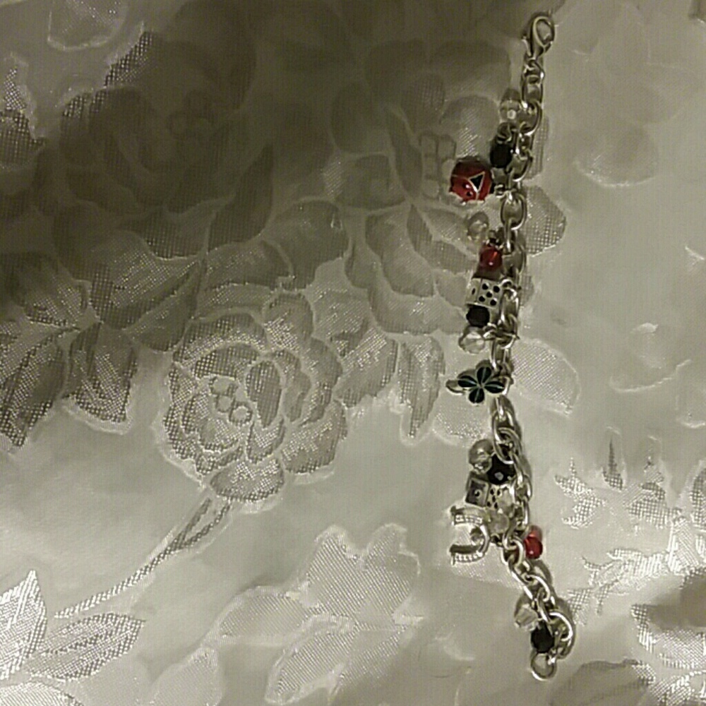 Charm bracelet